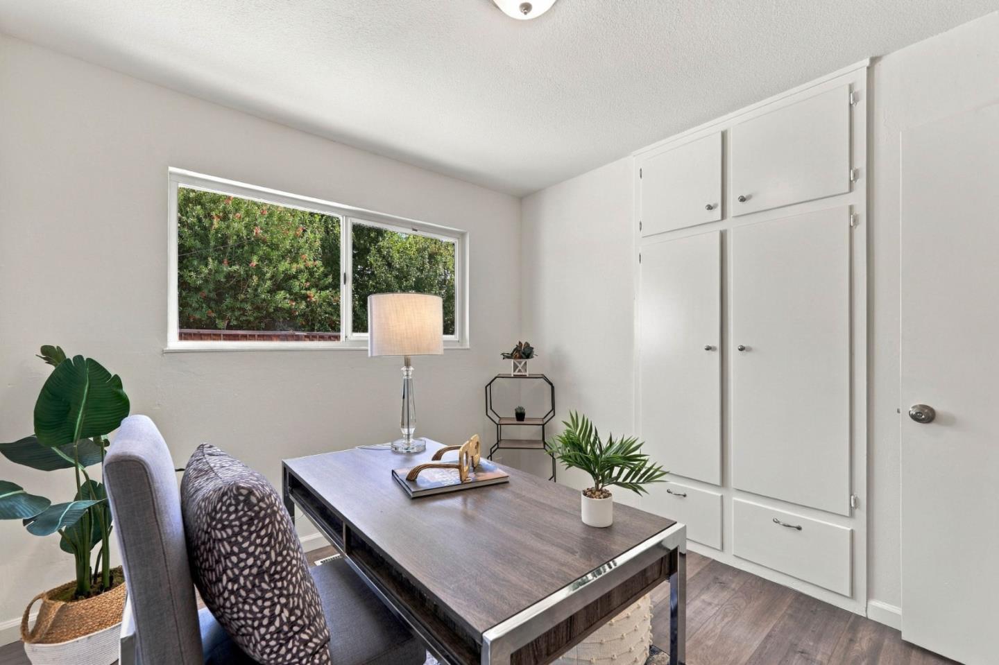 Property photo 33