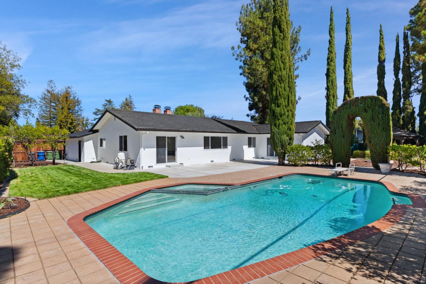 Property photo 28