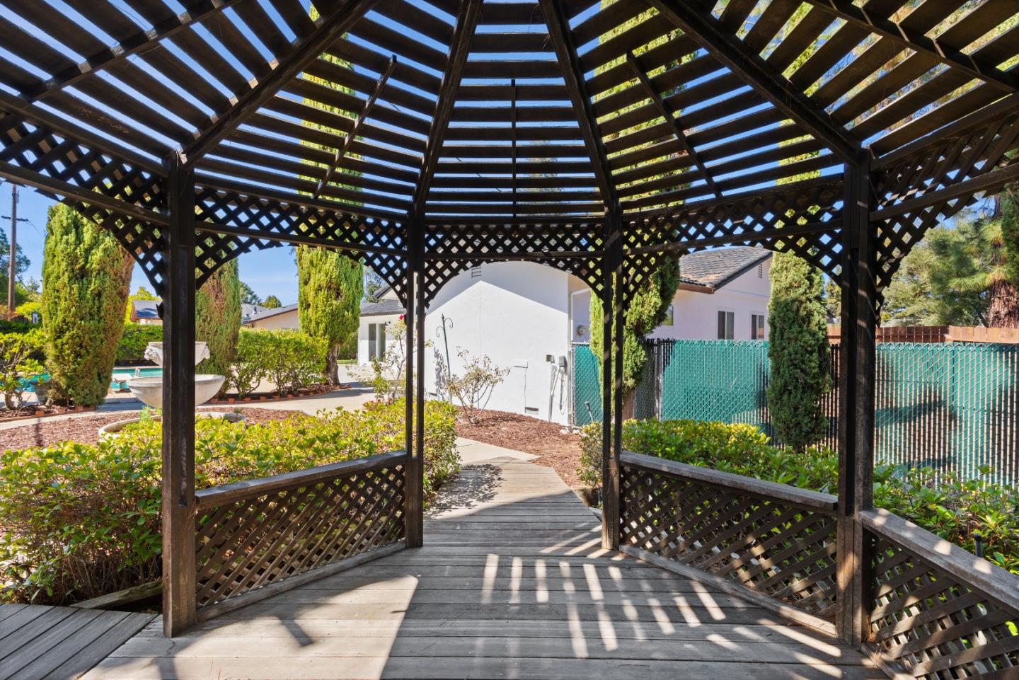 Property photo 33