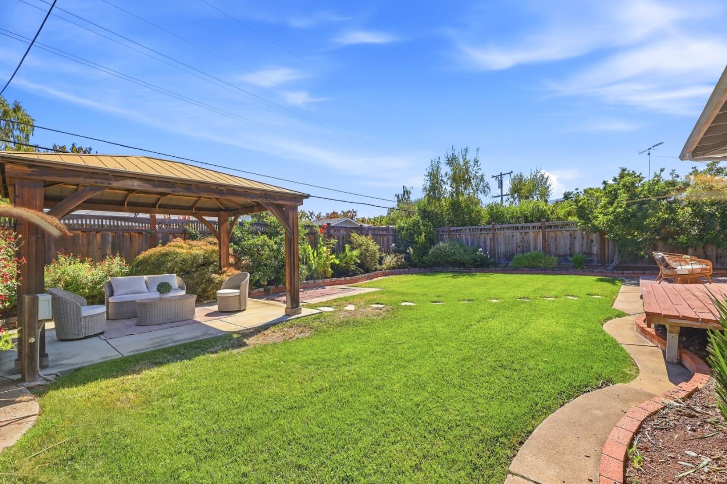 Property photo 40