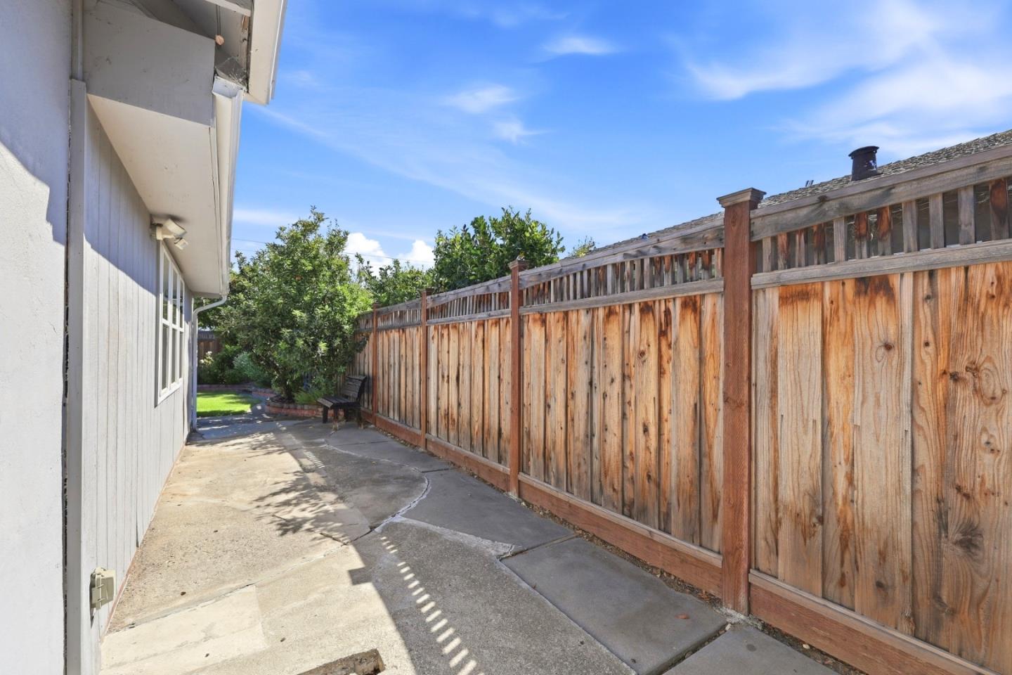 Property photo 43