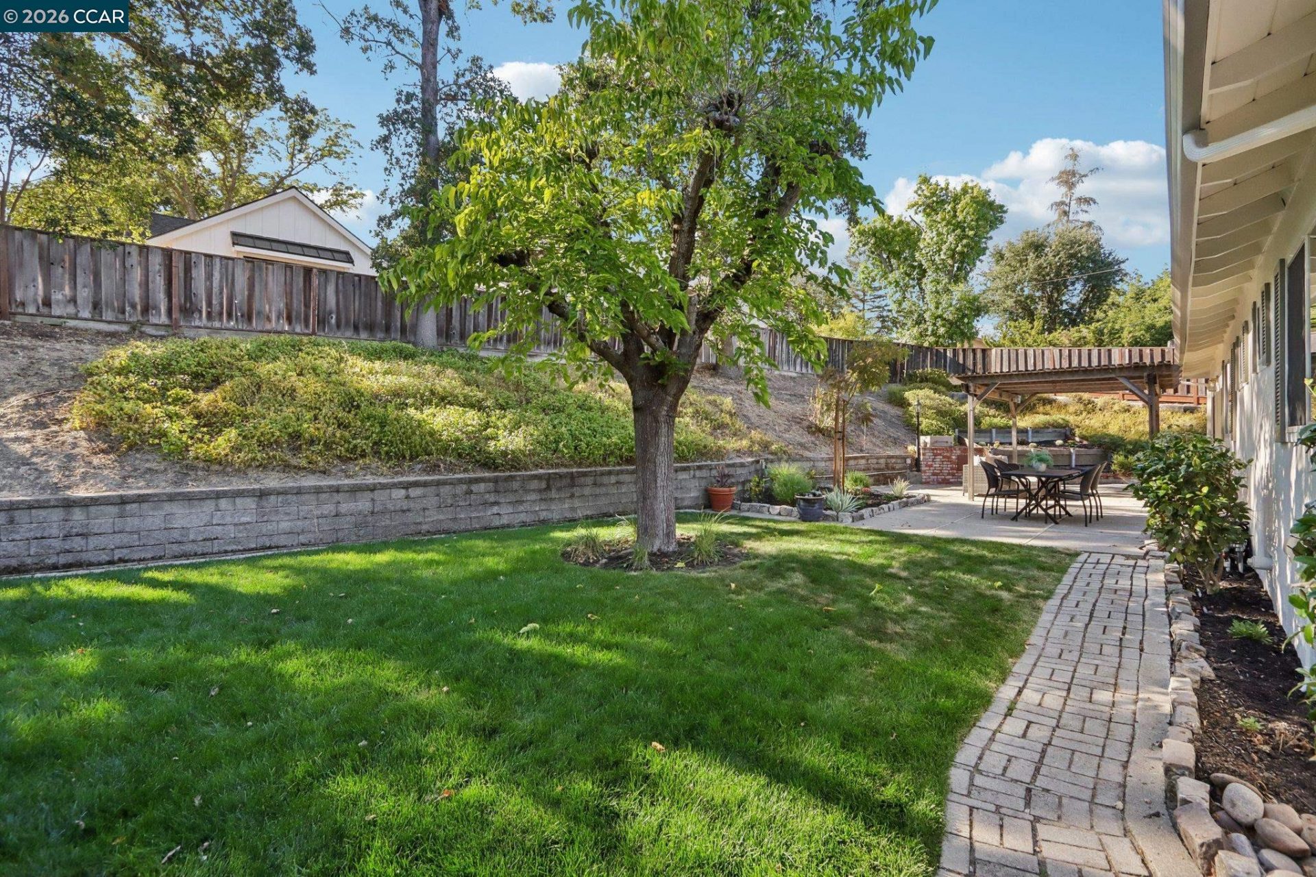 Property photo 44