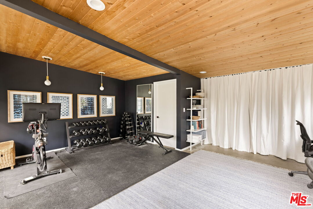 Property photo 46