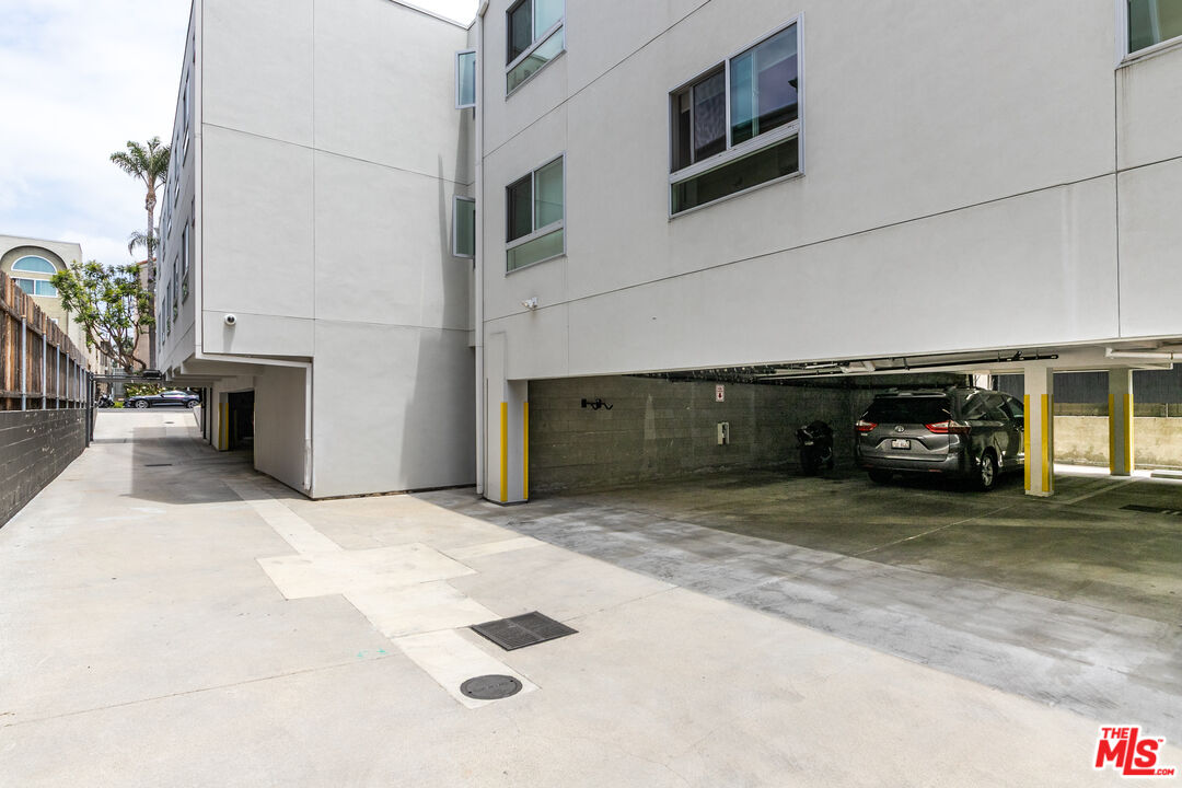 Property photo 24