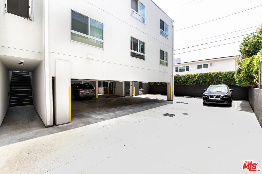 Property photo 25