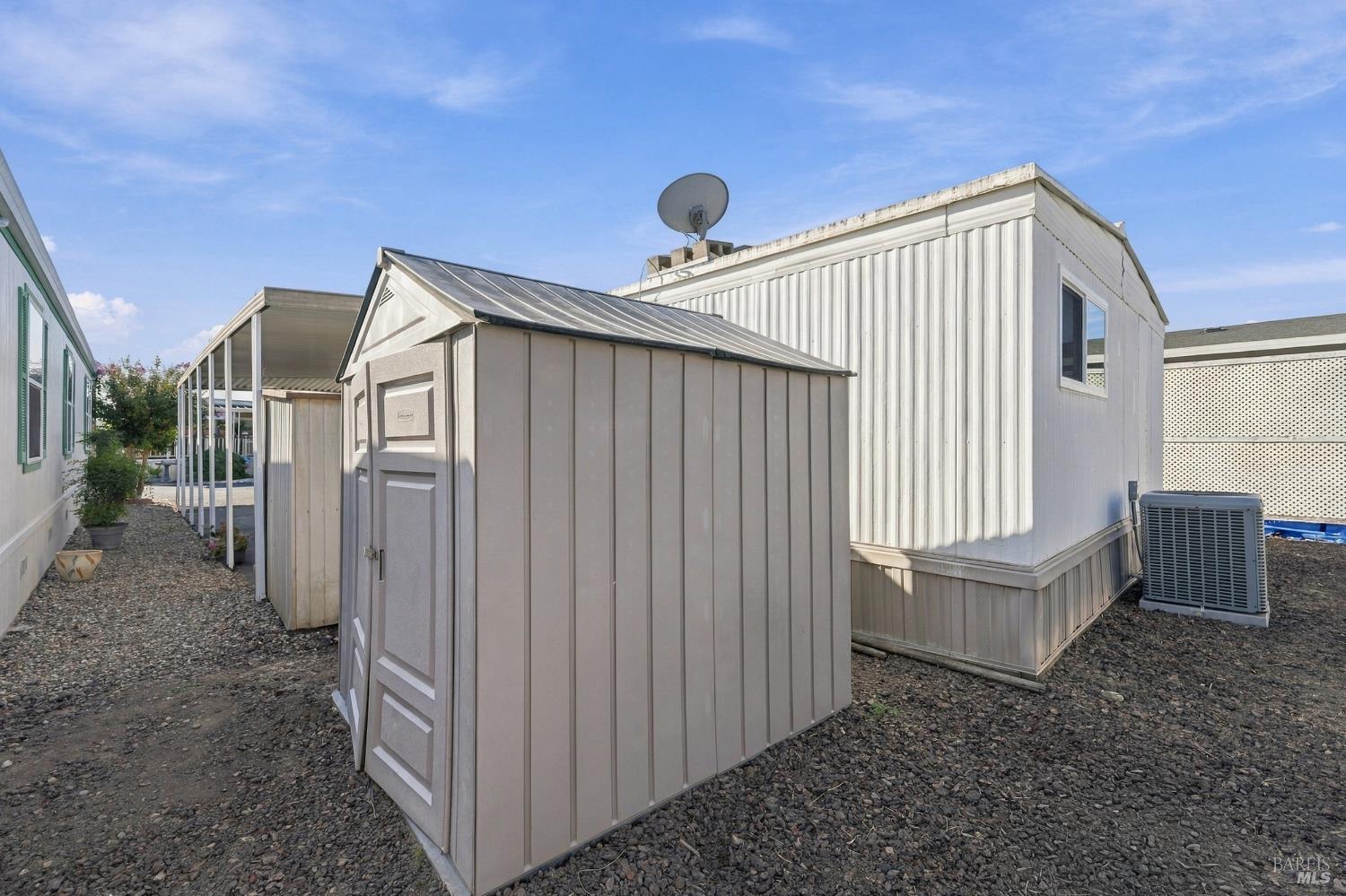 Property photo 28