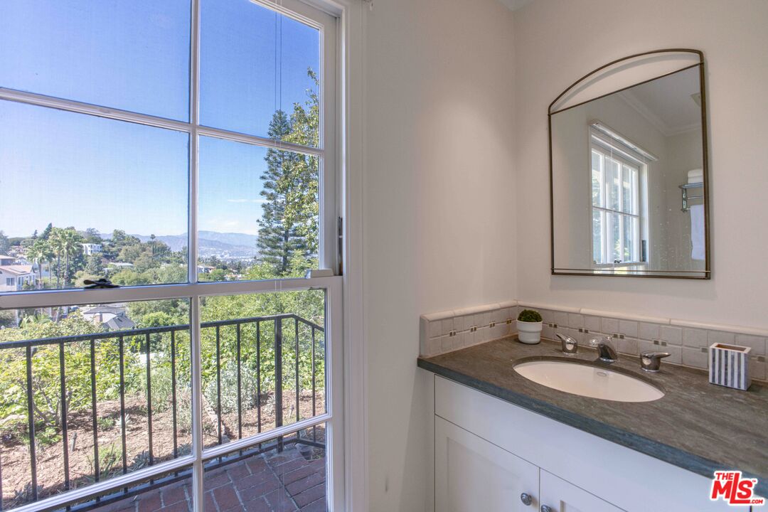Property photo 47