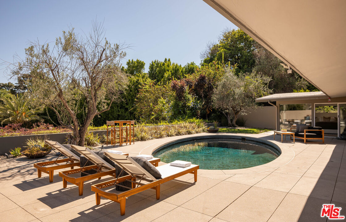 Property photo 34