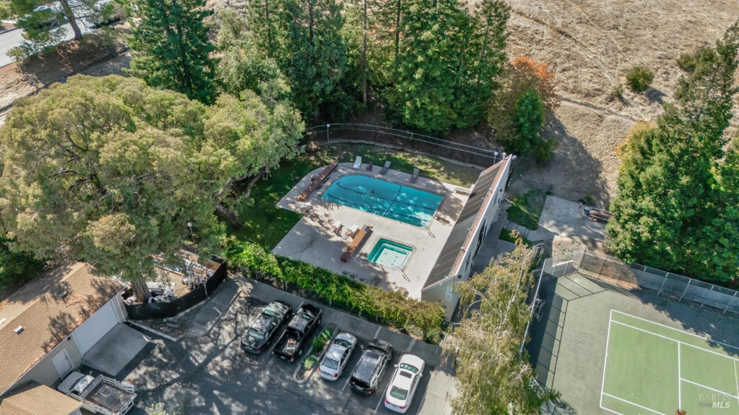 Property photo 38