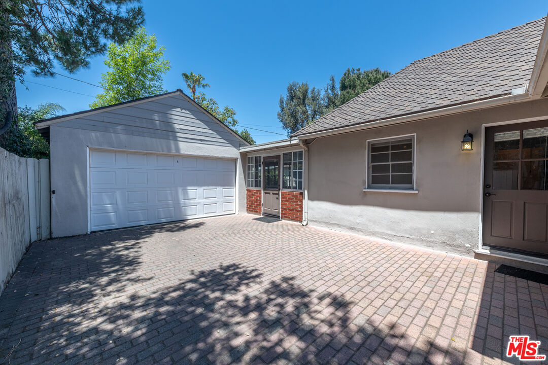 Property photo 30