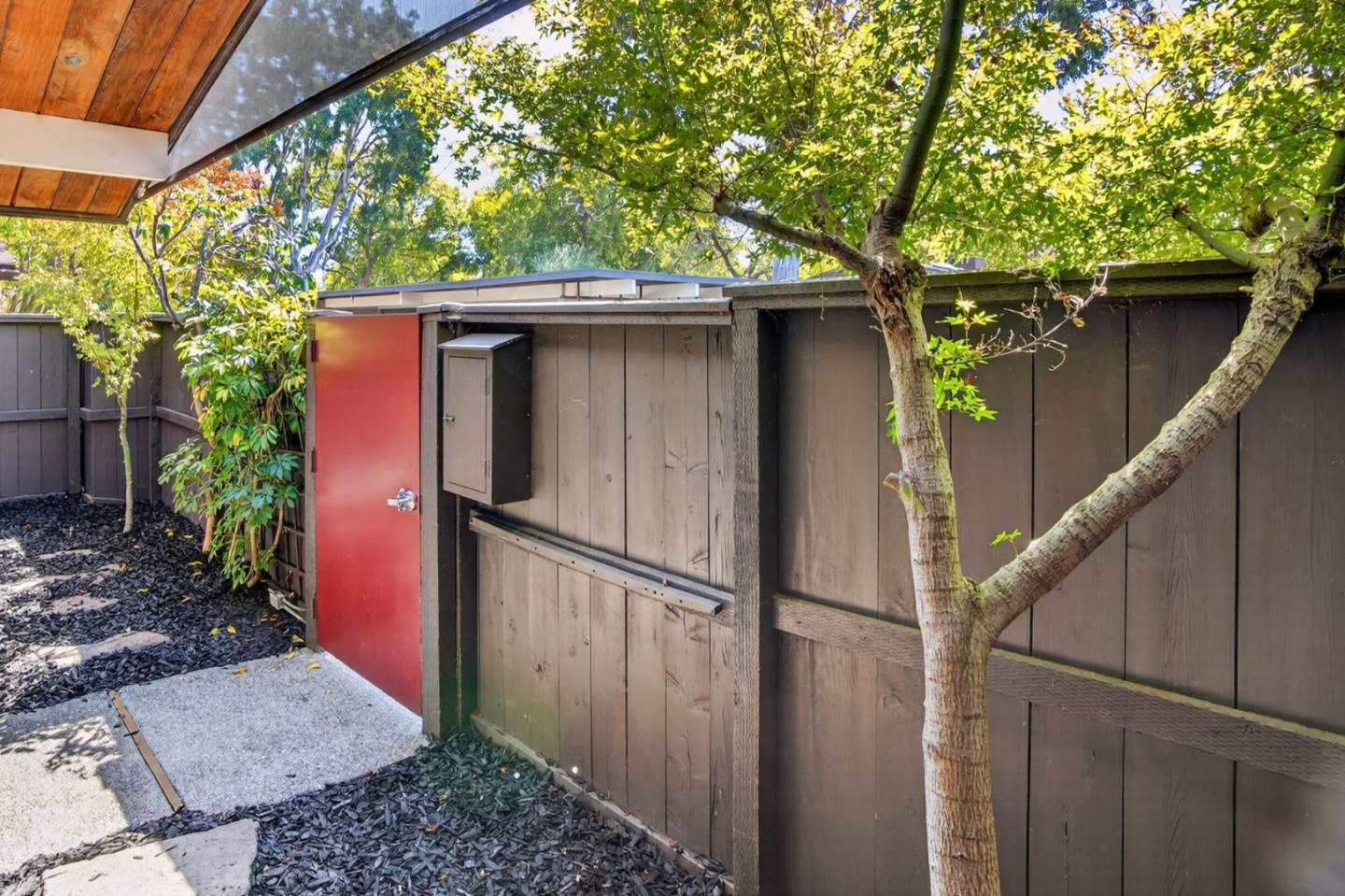 Property photo 28