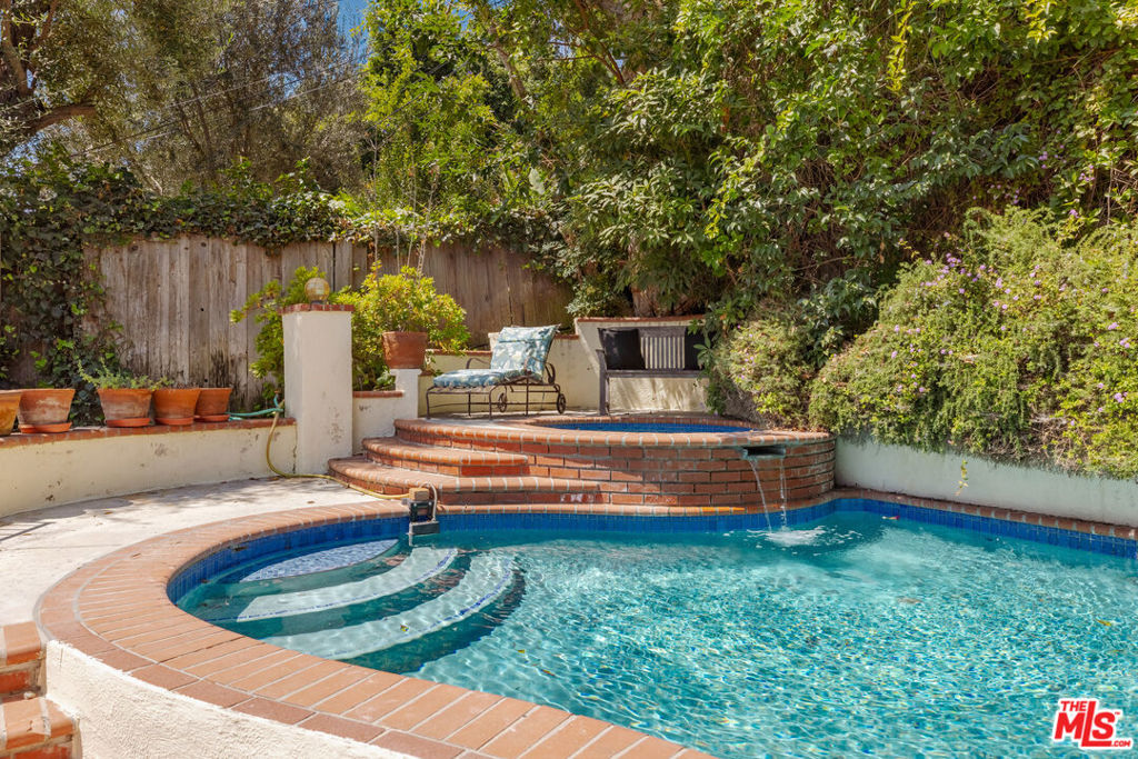 Property photo 41