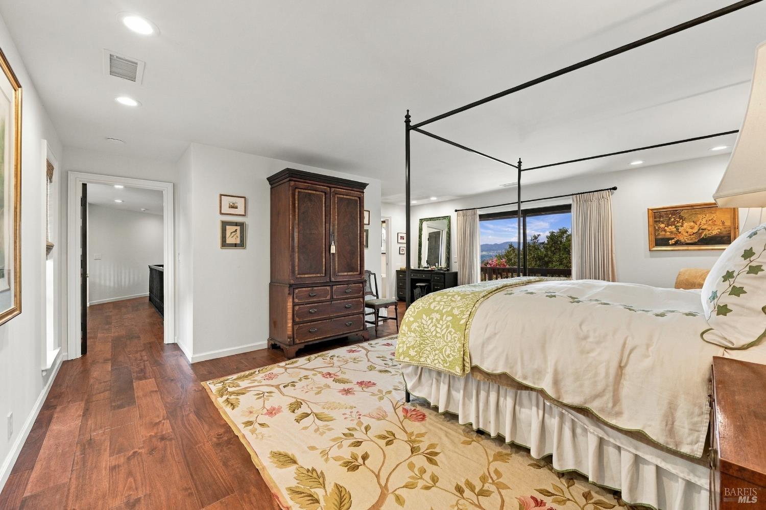 Property photo 50