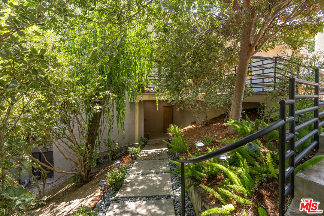 Property photo 35