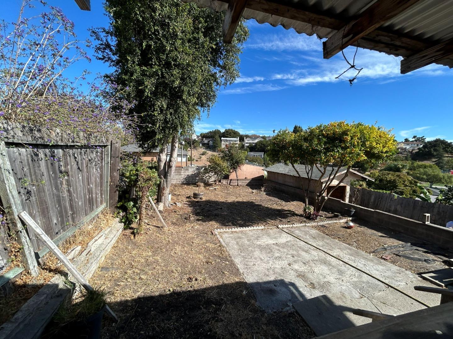 Property photo 24