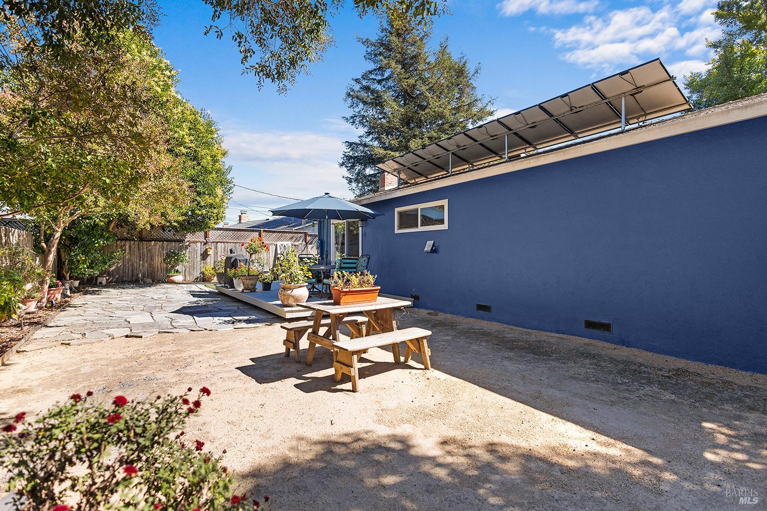 Property photo 33