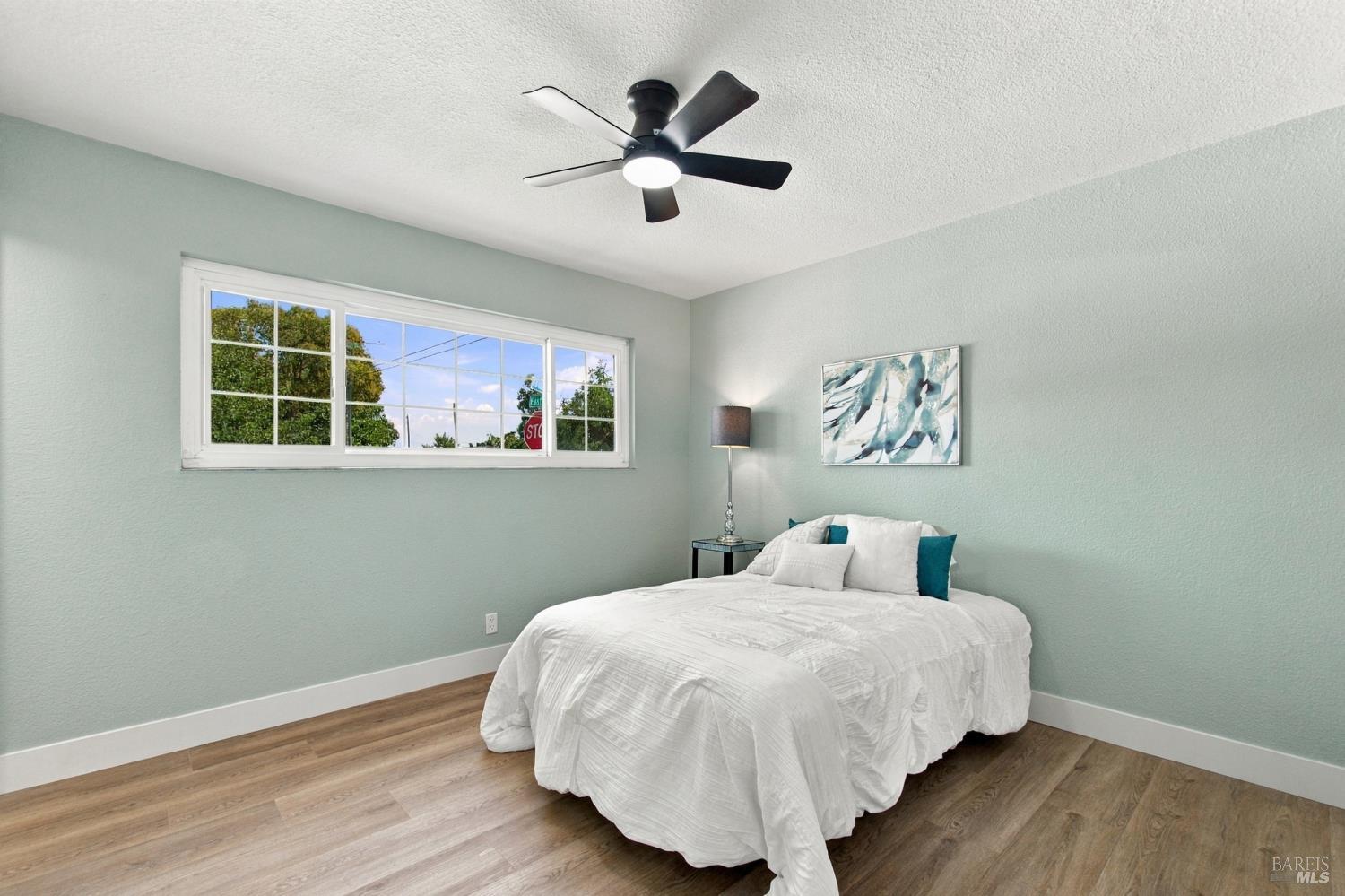Property photo 25