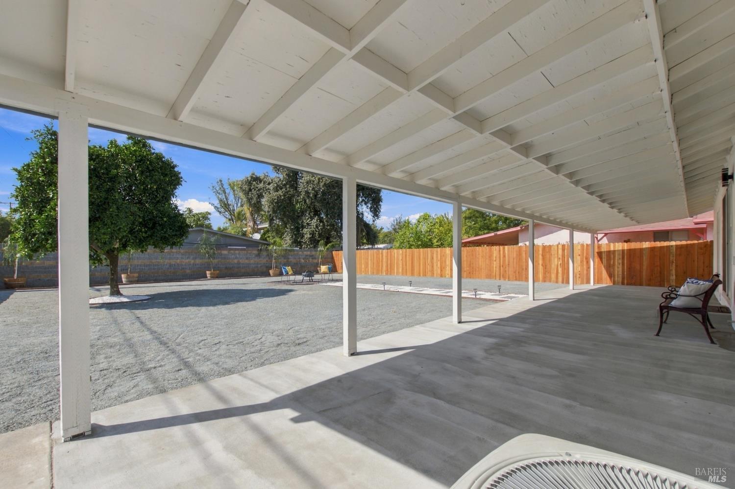 Property photo 44
