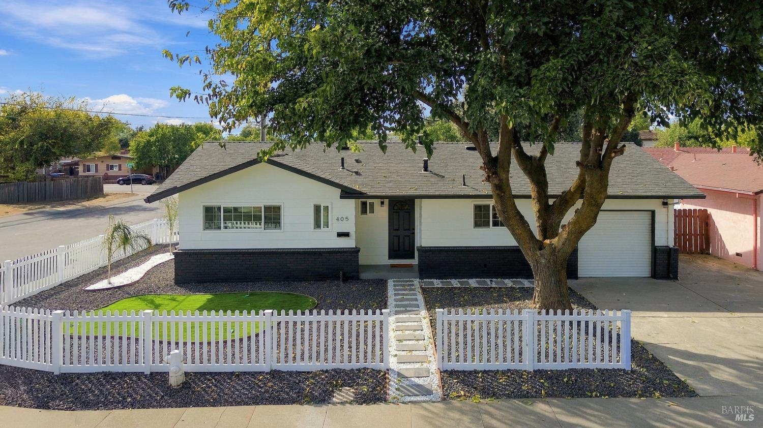 Property photo 50