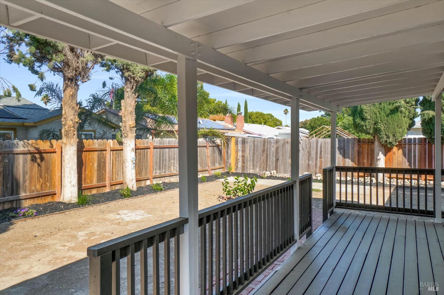 Property photo 38
