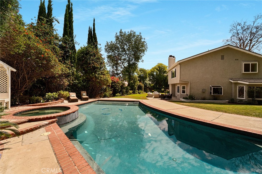 Property photo 28