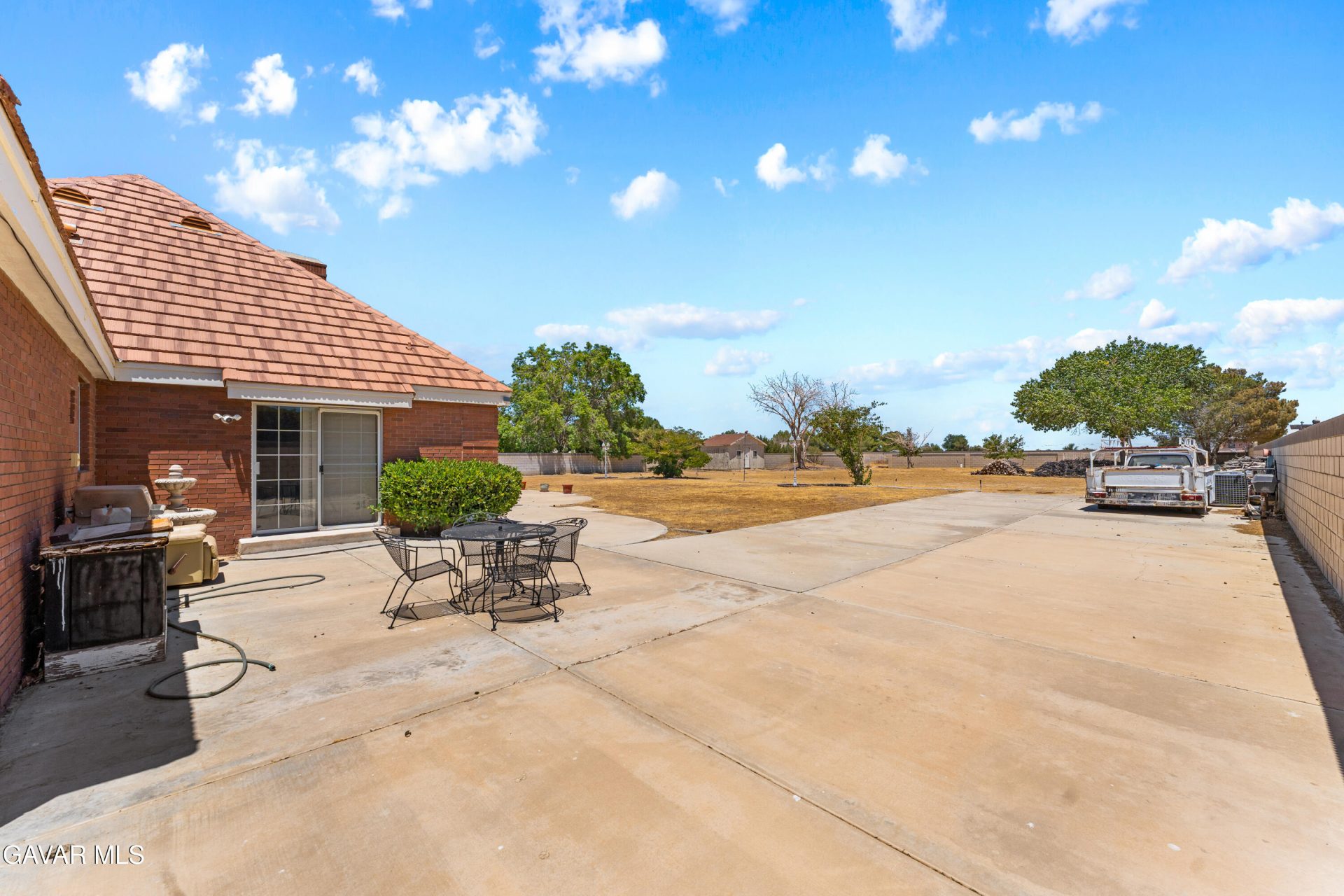 Property photo 28