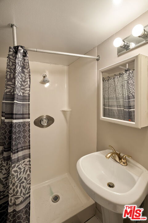 Property photo 46