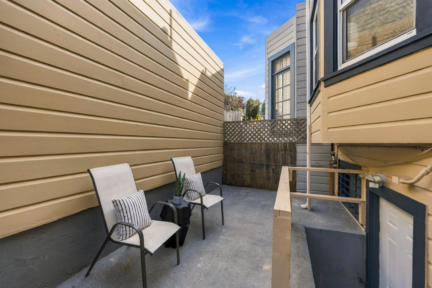 Property photo 46