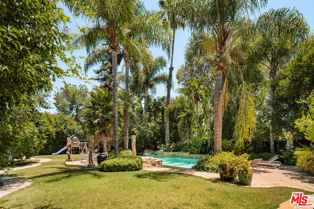 Property photo 28