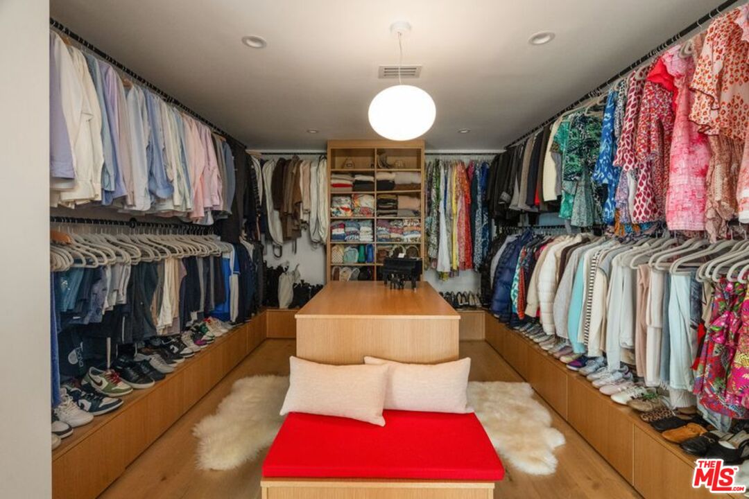 Property photo 50
