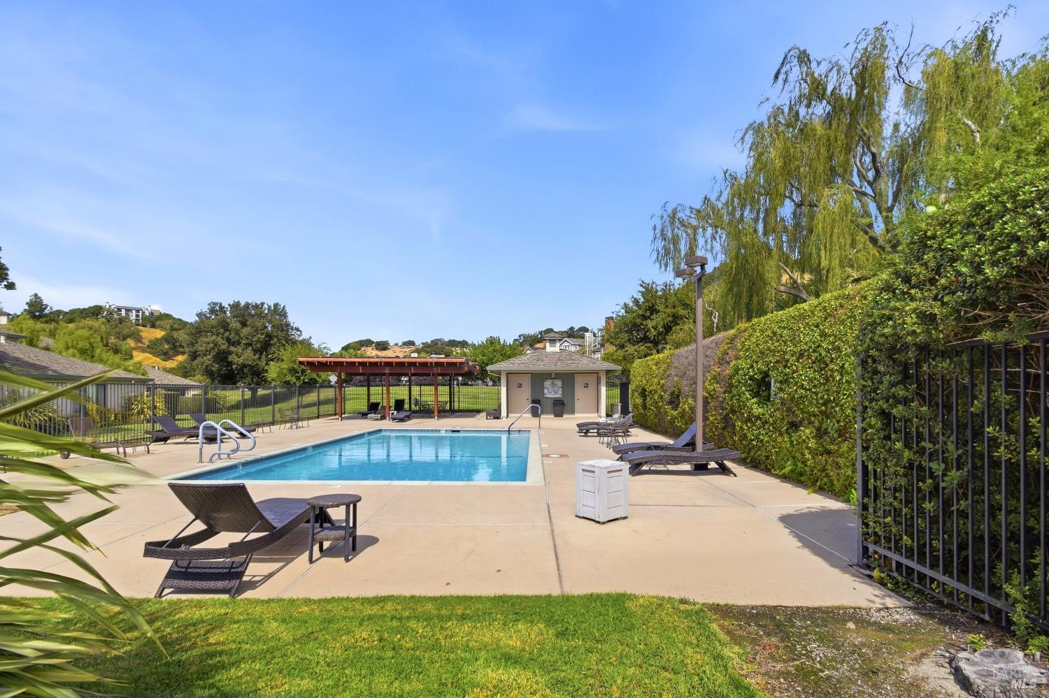 Property photo 35