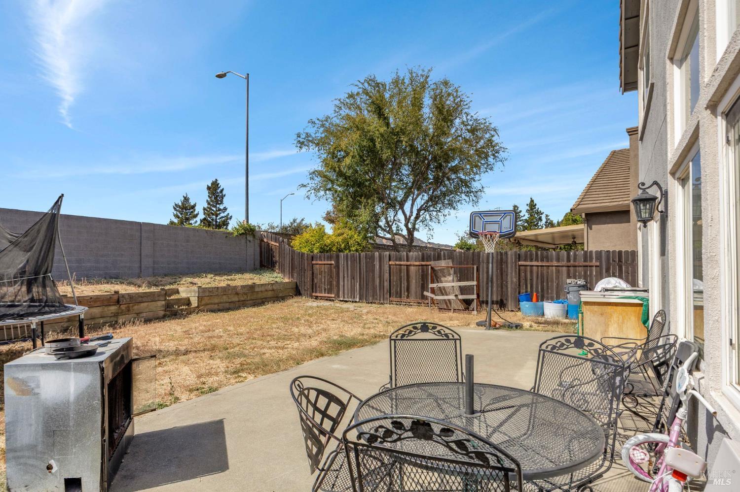 Property photo 38