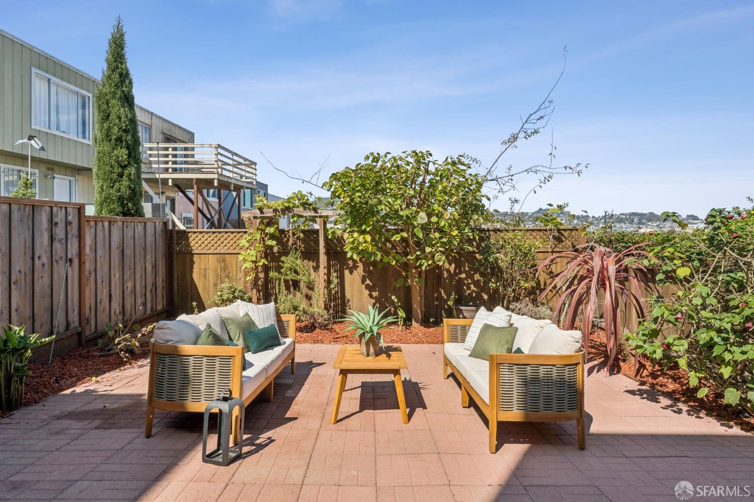 Property photo 43