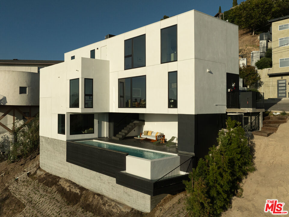 Property photo 42