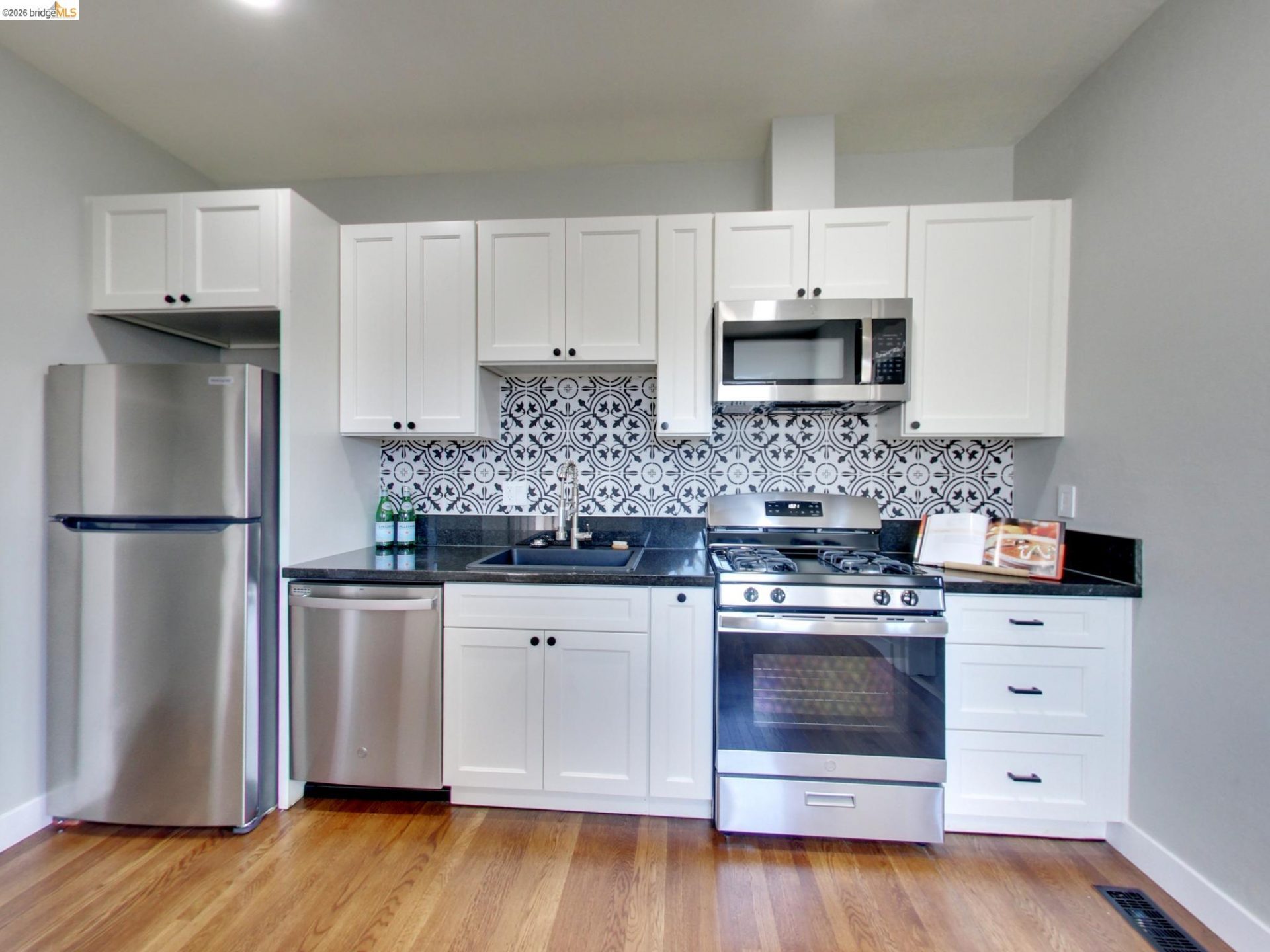 Property photo 23