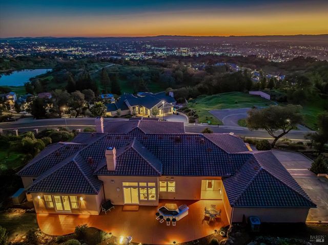 Property photo 32