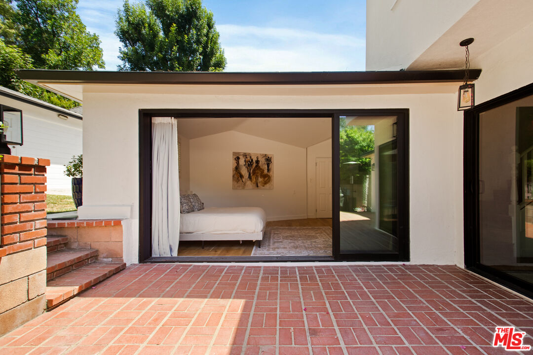 Property photo 25