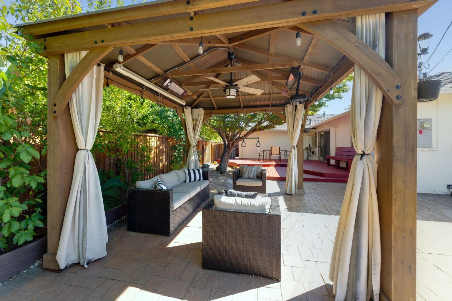 Property photo 35