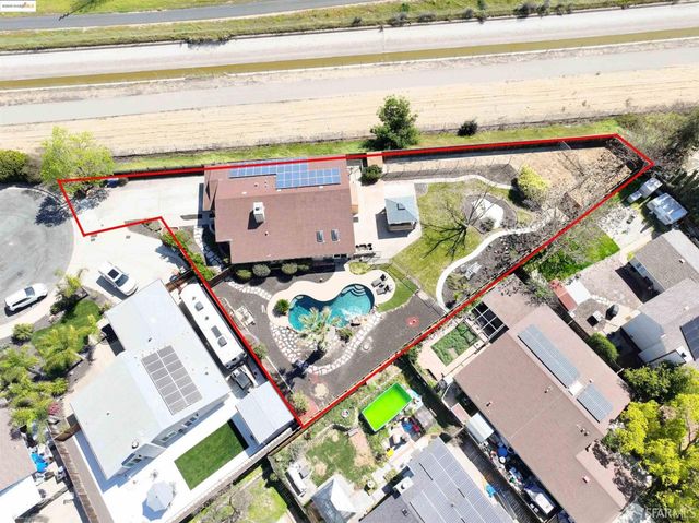 Property photo 13