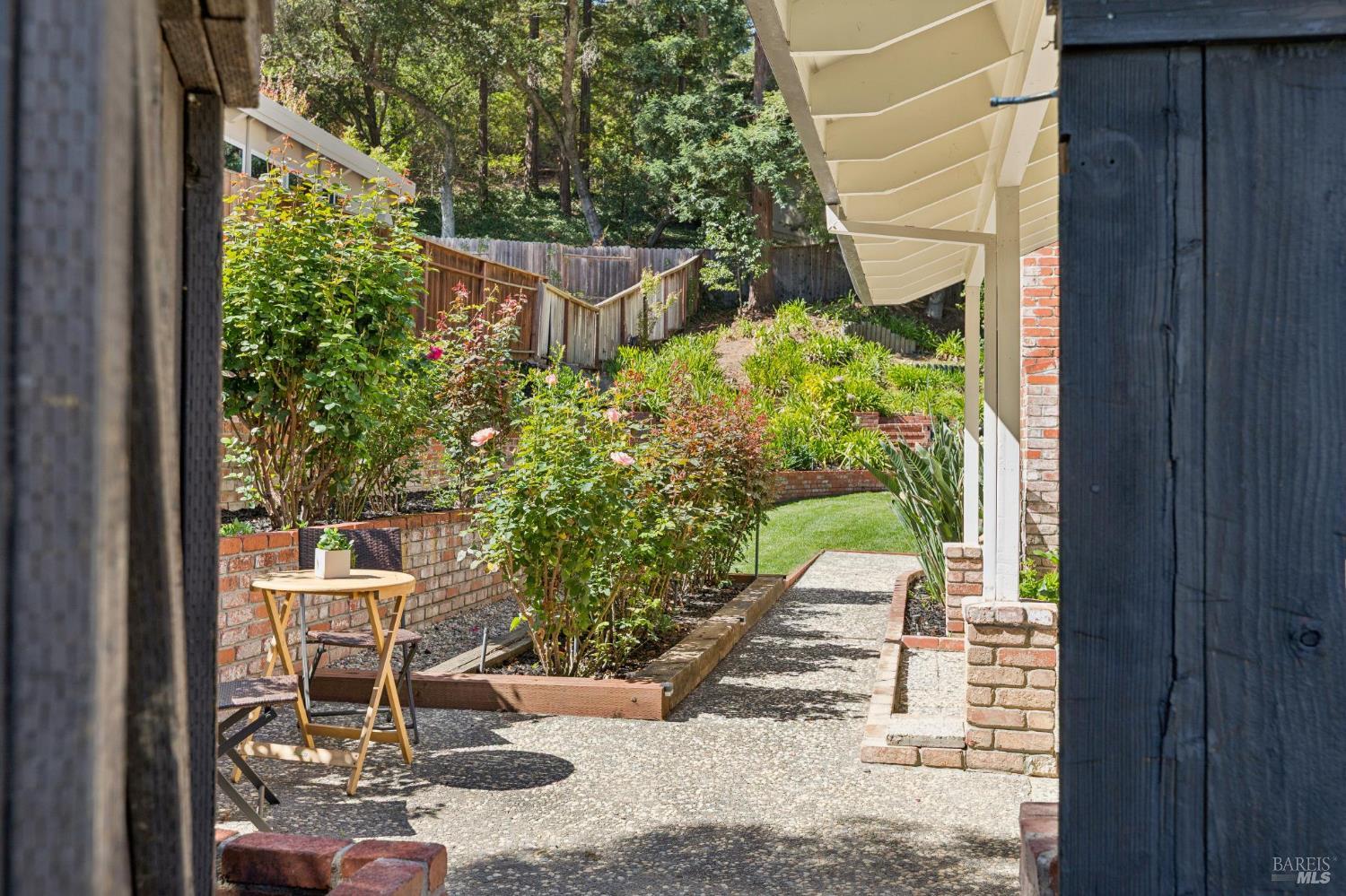 Property photo 44