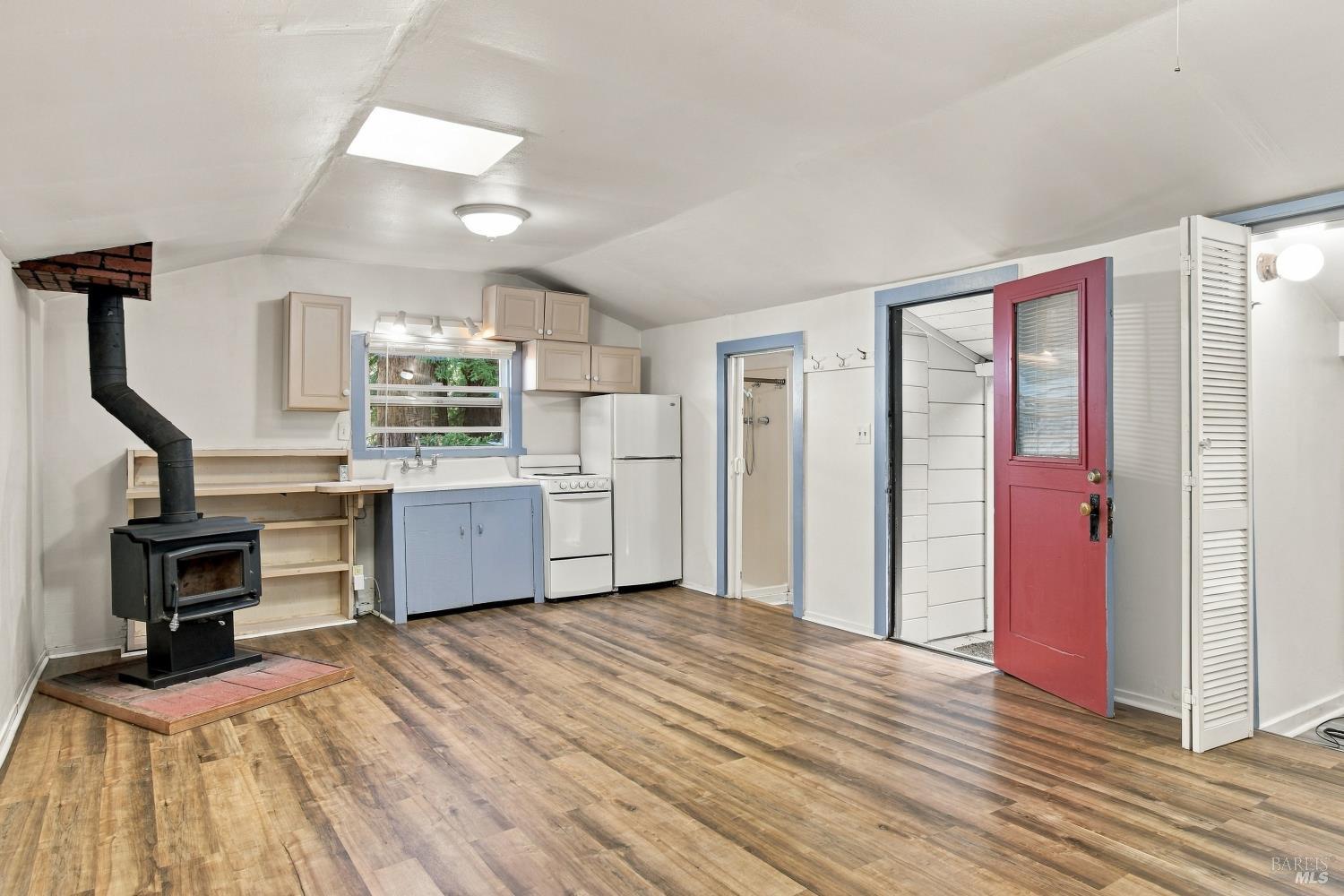 Property photo 31
