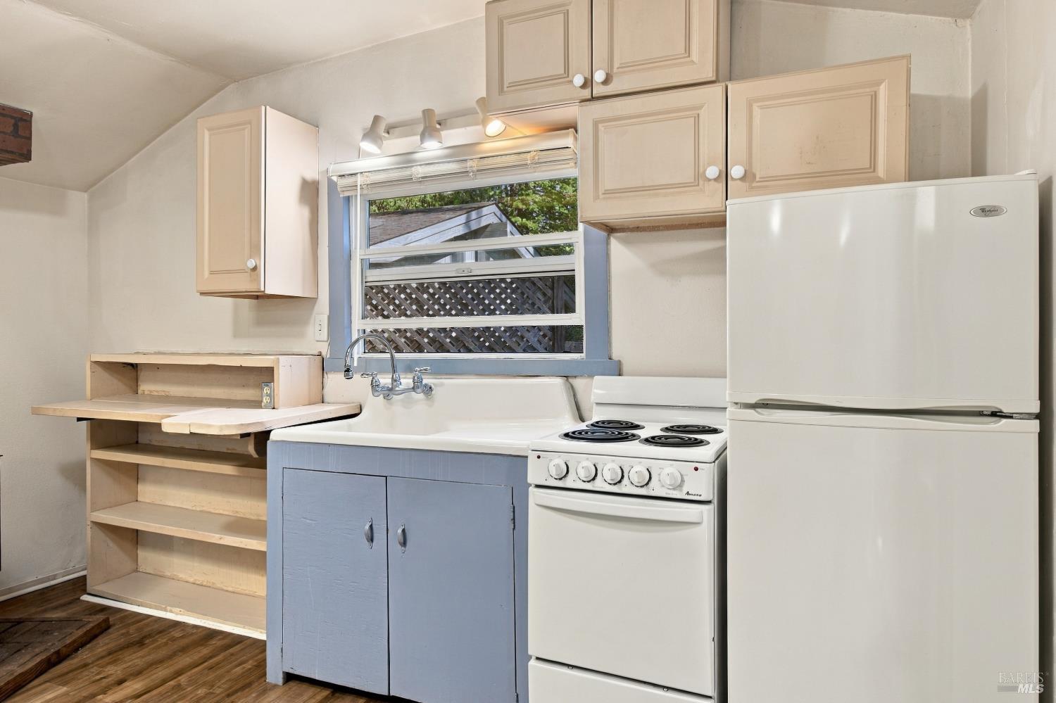 Property photo 33