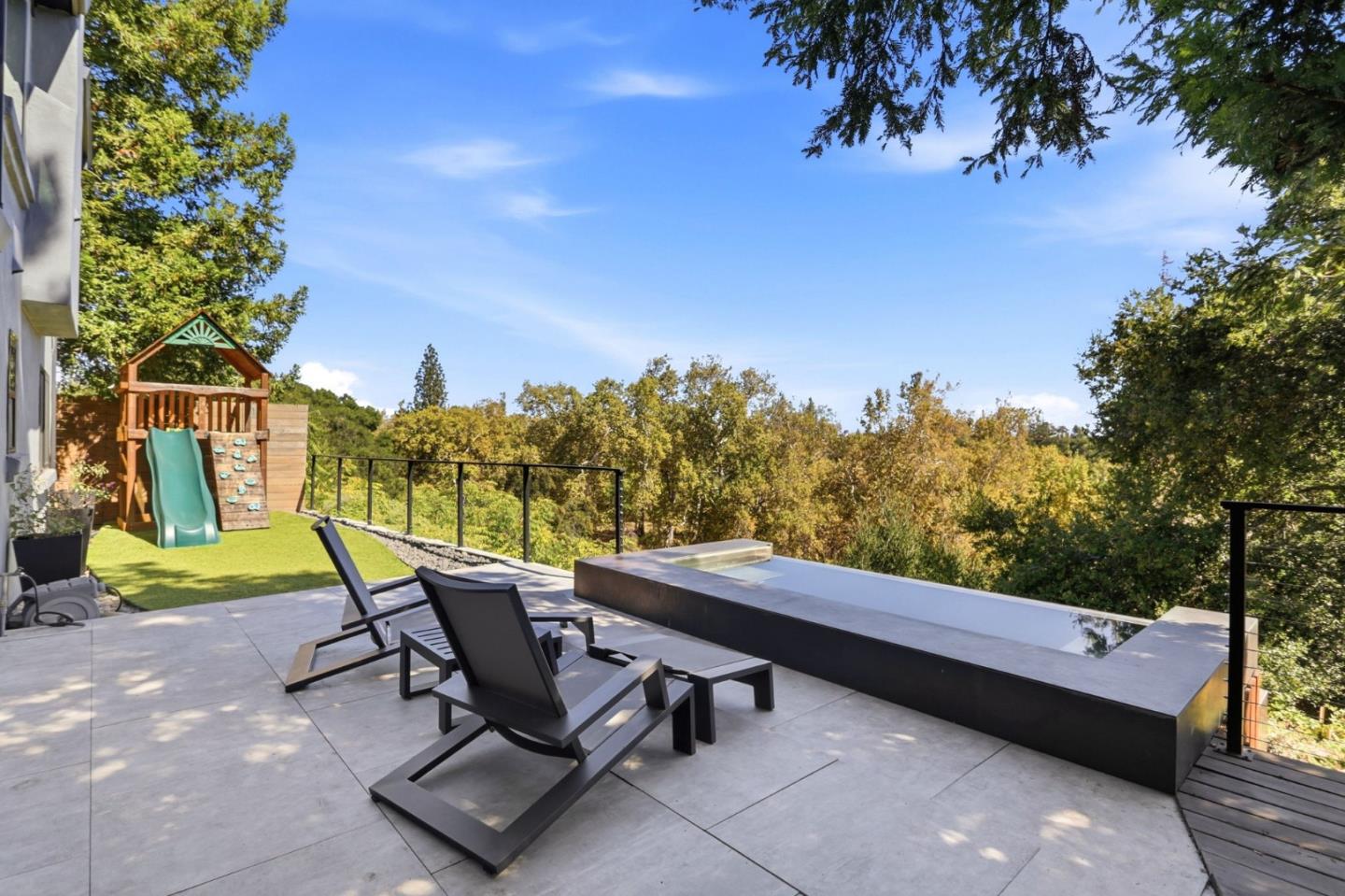 Property photo 31