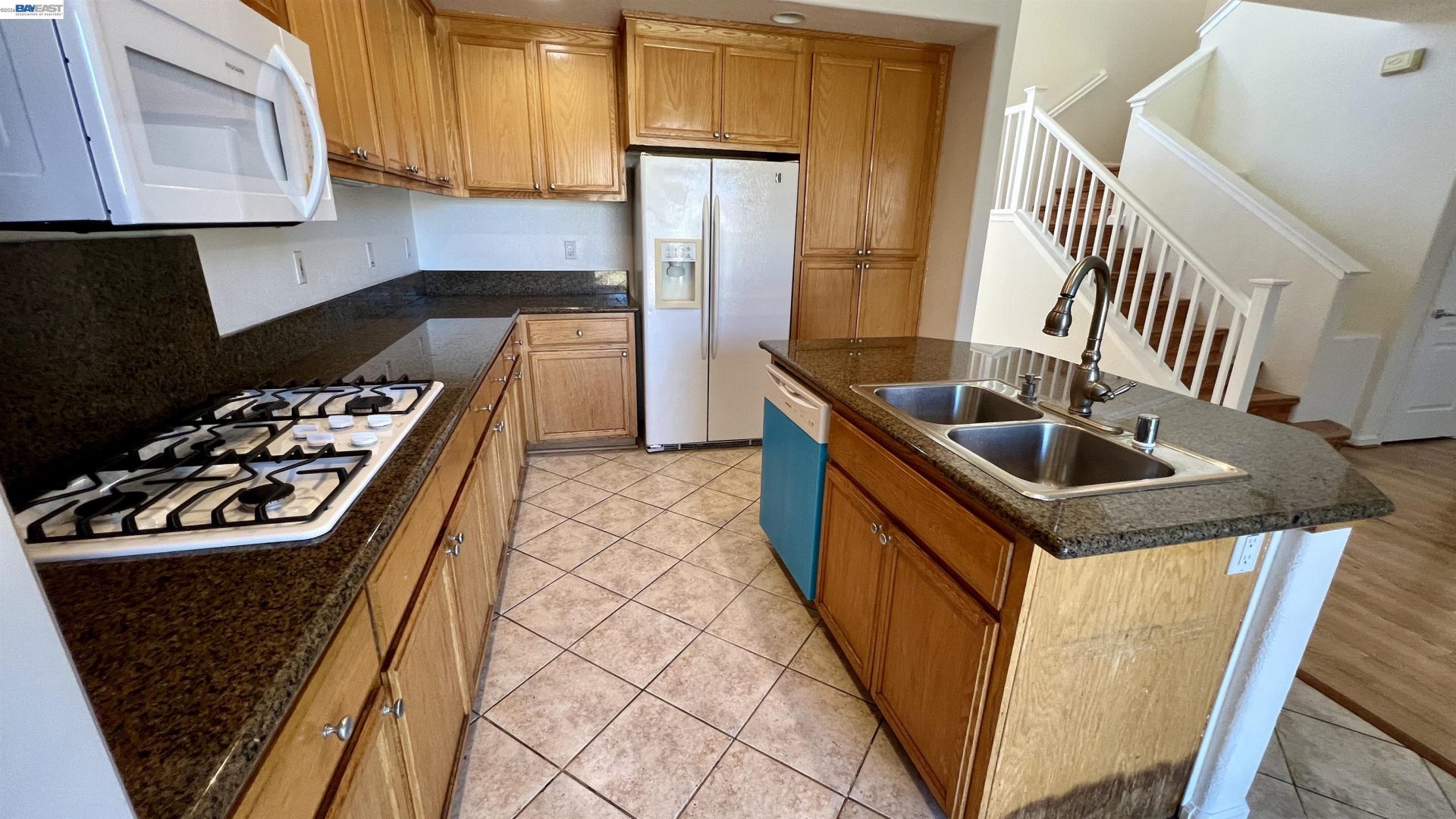 Property photo 38