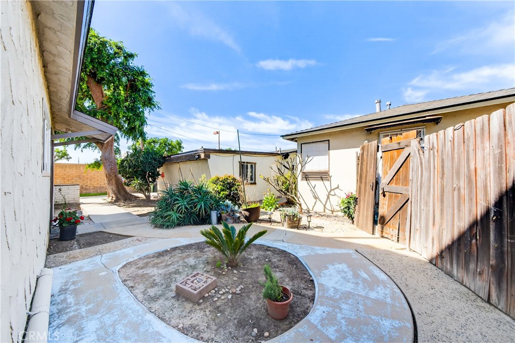 Property photo 38