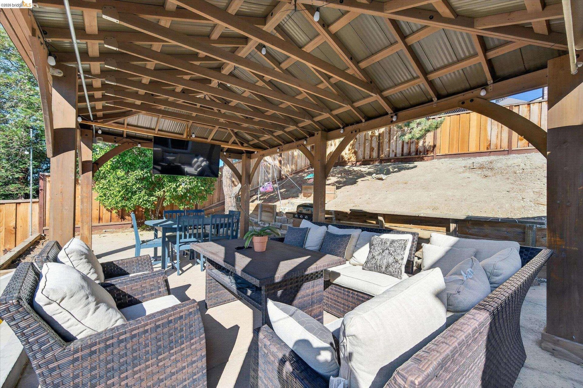 Property photo 31