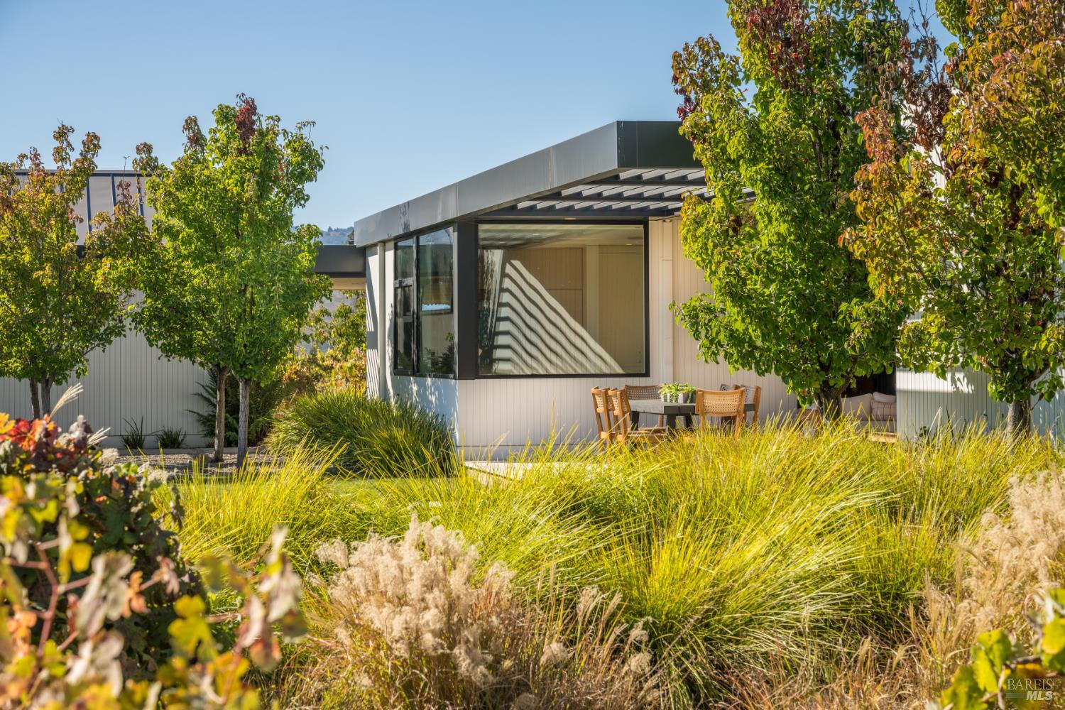 Property photo 37