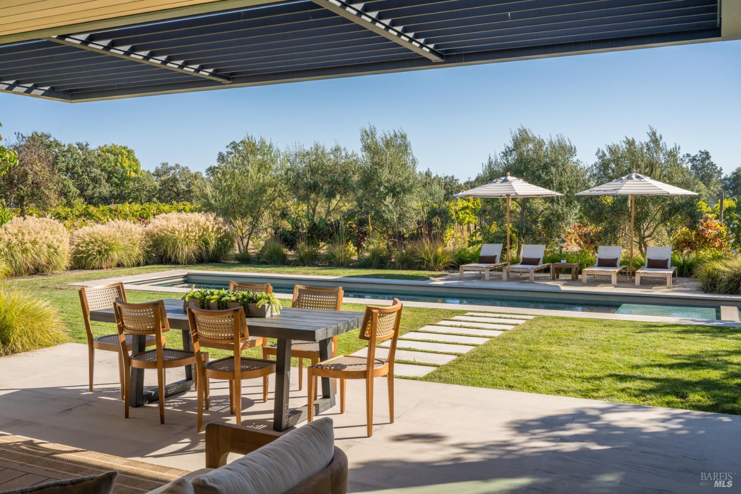 Property photo 38