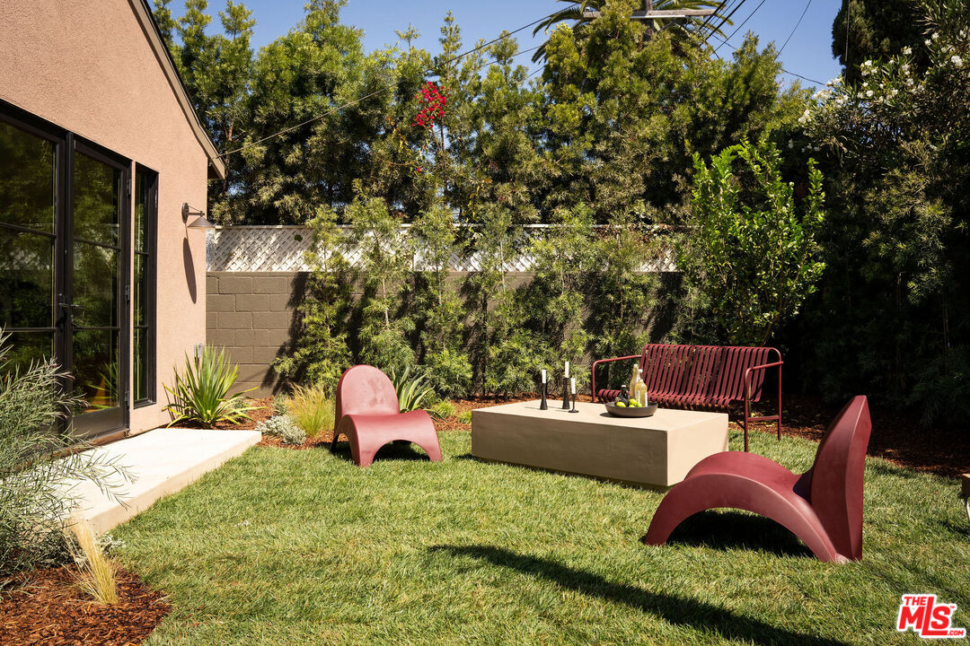 Property photo 33