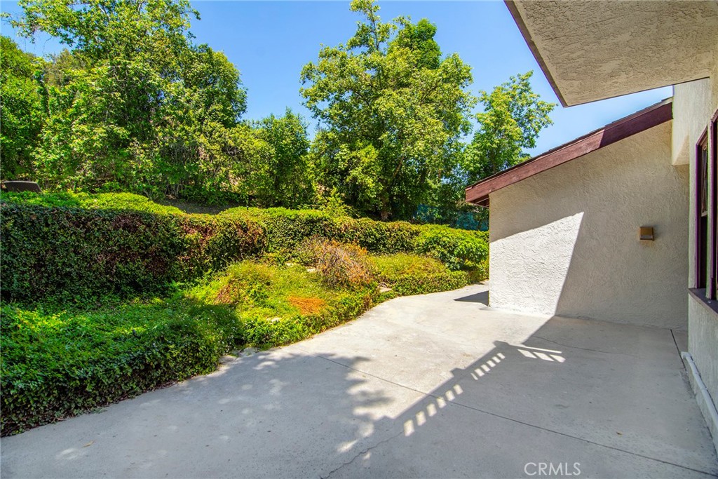 Property photo 40